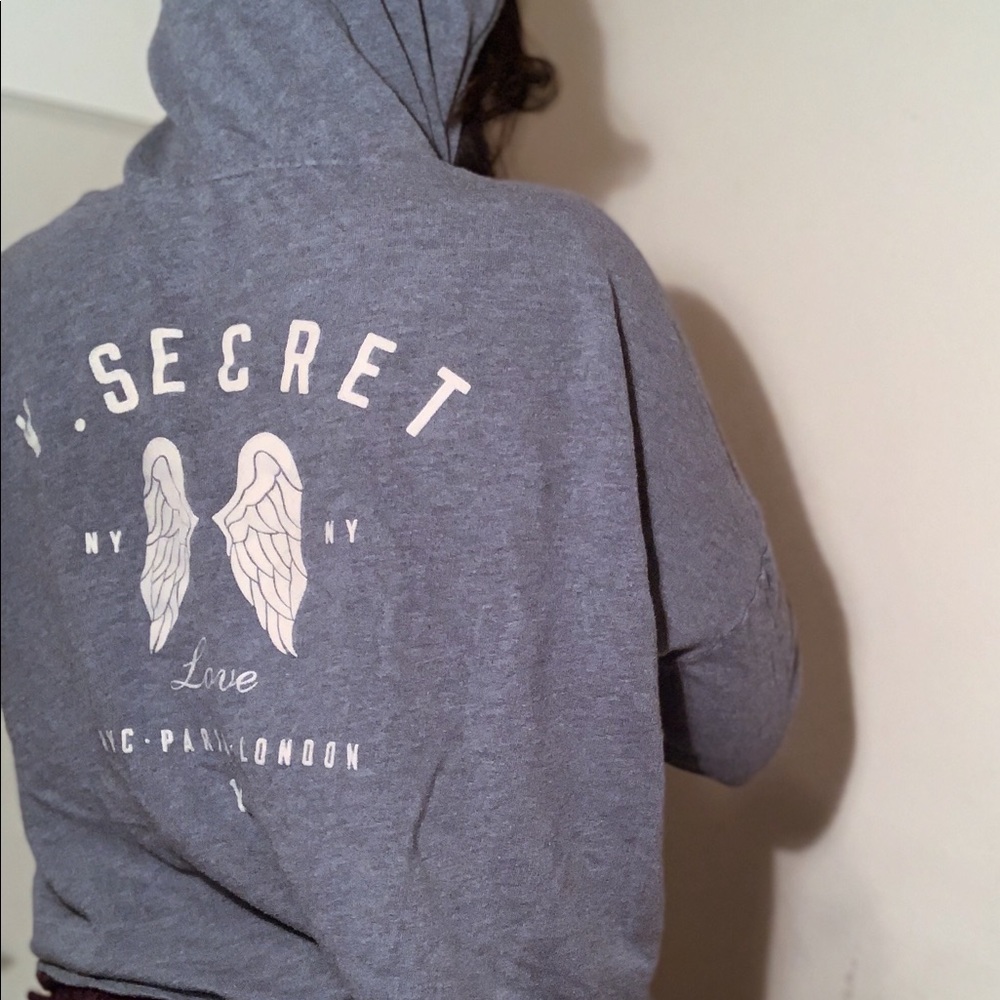 Victoria secret lightweight sweater